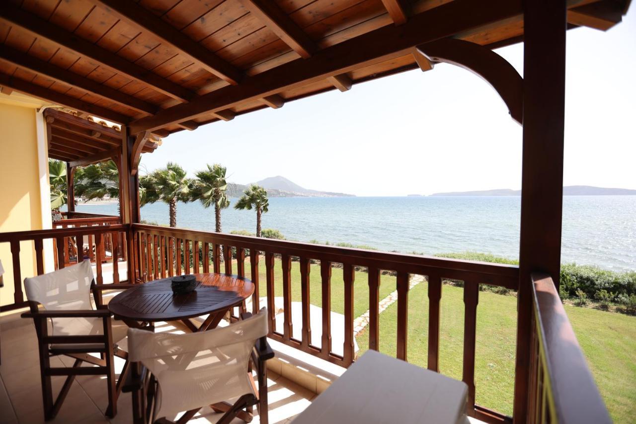 Appartamento Seaside Gialova Pylos Esterno foto