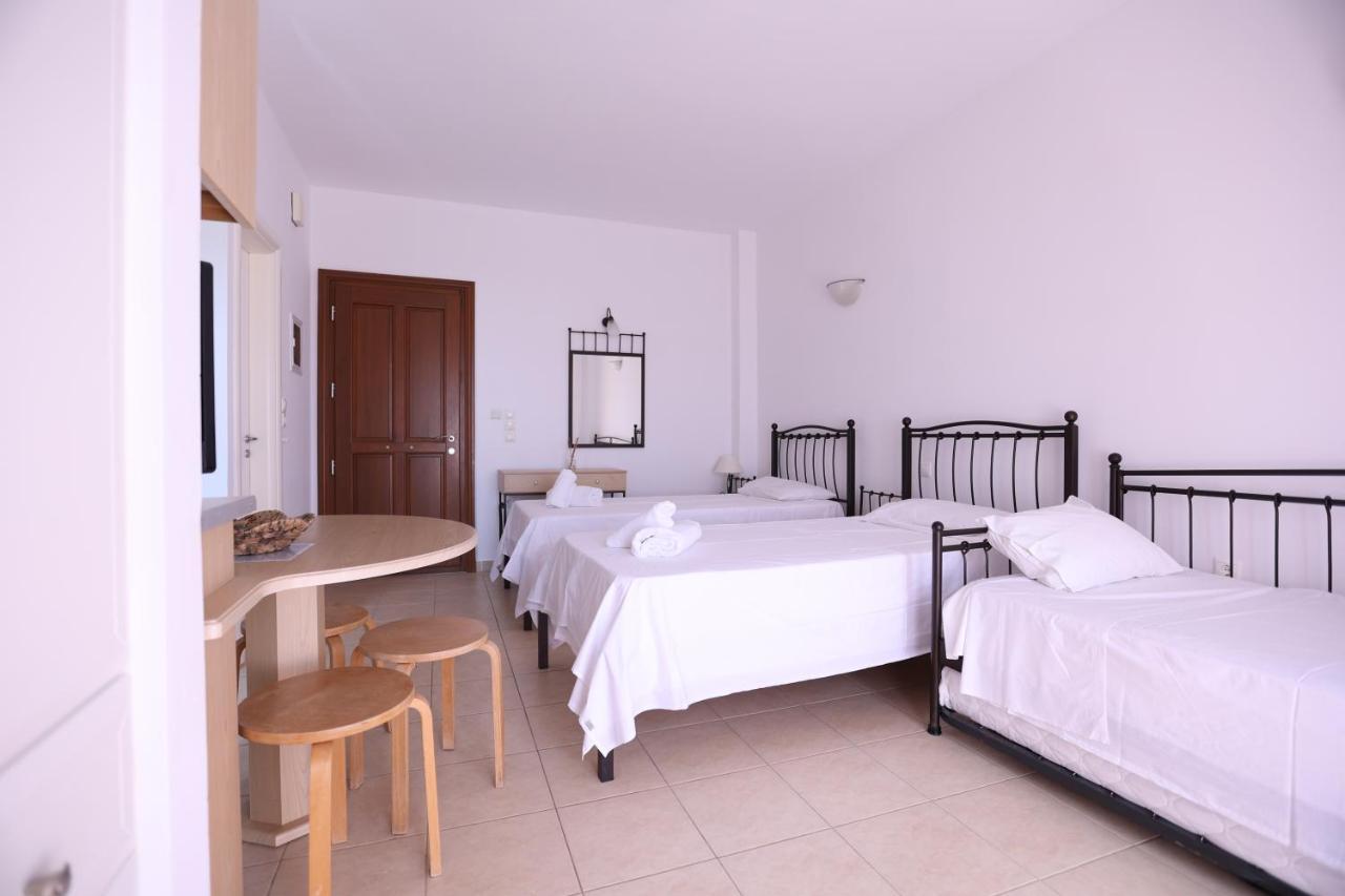 Appartamento Seaside Gialova Pylos Esterno foto