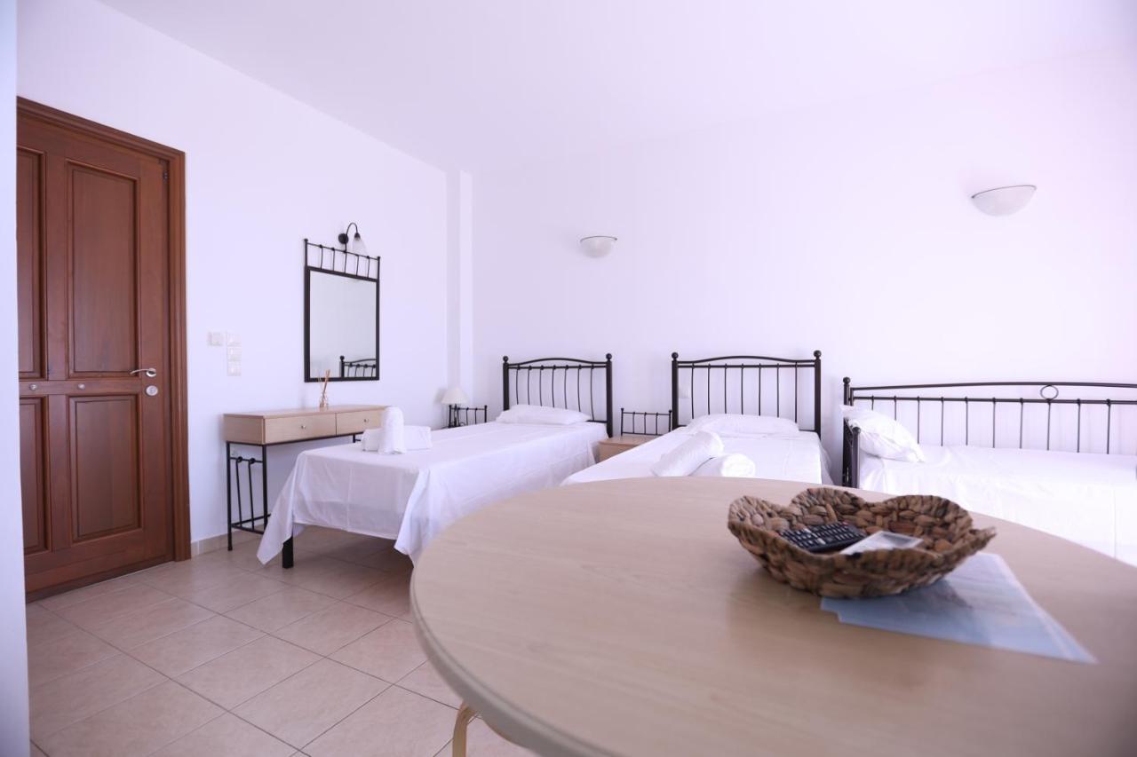 Appartamento Seaside Gialova Pylos Esterno foto