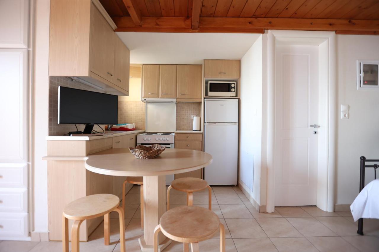 Appartamento Seaside Gialova Pylos Esterno foto